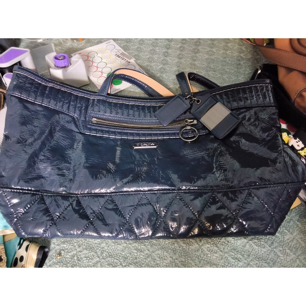 77. Coach Poppy Liquid Gloss Navy Blue Quilted Patent Leather Tote Bag 18674